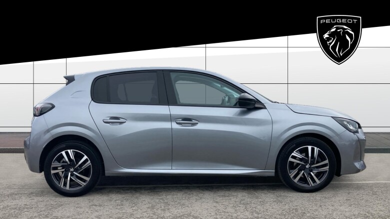 Peugeot 208 1.2 PureTech 100 Allure Premium + 5dr Petrol Hatchback